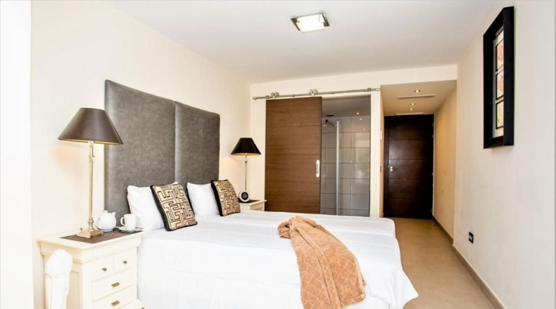 Málaga - San Pedro de Alcántara - 1500m2