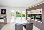 Xalet independent amb terreny en venda a Marbella ref.: TR186874 foto