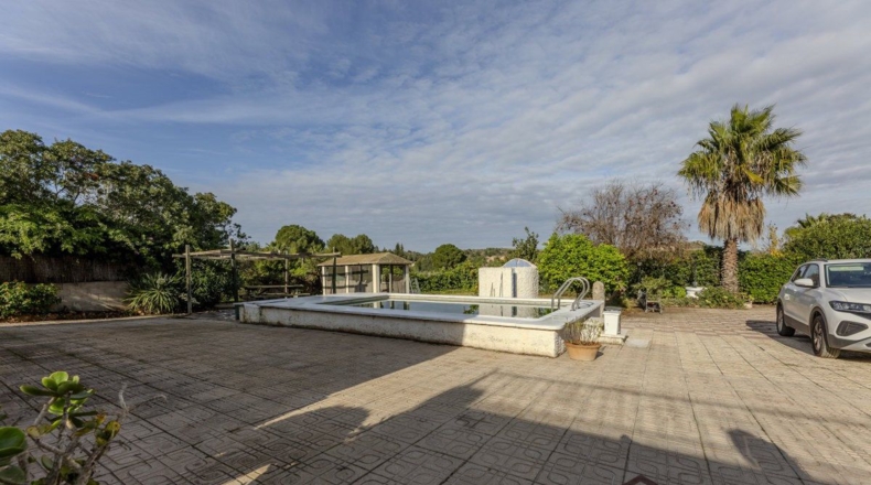 València - Villamarchante - 896m2