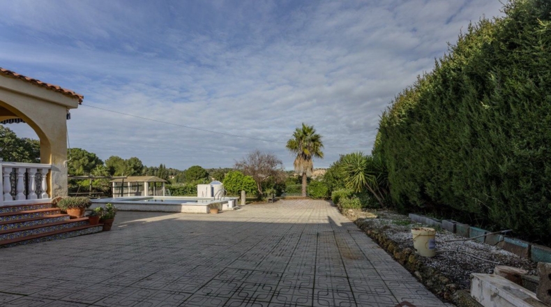 València - Villamarchante - 896m2