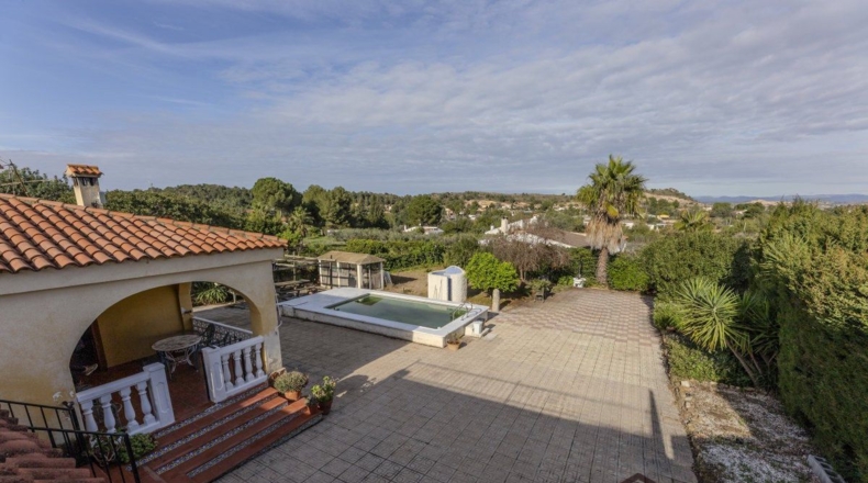 València - Villamarchante - 896m2