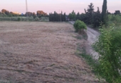 Земля на продажу у города Уэска. Фото