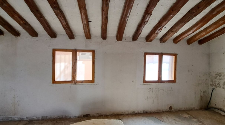 Huesca - Almuniente - 304m2