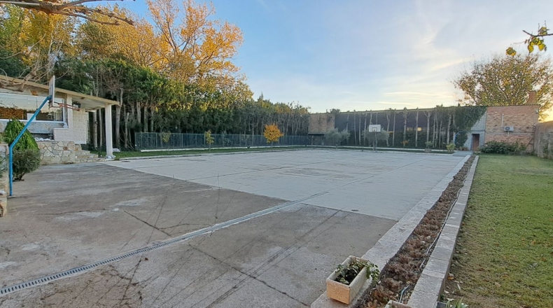 Huesca - Сариньена - 18000m2