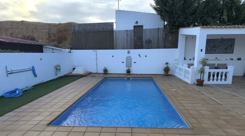 Huelva - Barriada de la Estación - 526m2