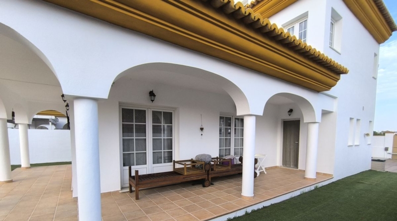Huelva - Barriada de la Estación - 526m2