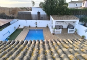 Chalet independiente con terreno en venta en Ayamonte ref: TR183028 foto