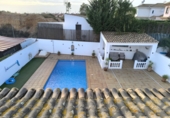 Chalet independiente con terreno en venta en Ayamonte ref: TR183028 foto