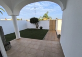 Chalet independiente con terreno en venta en Ayamonte ref: TR183028 foto