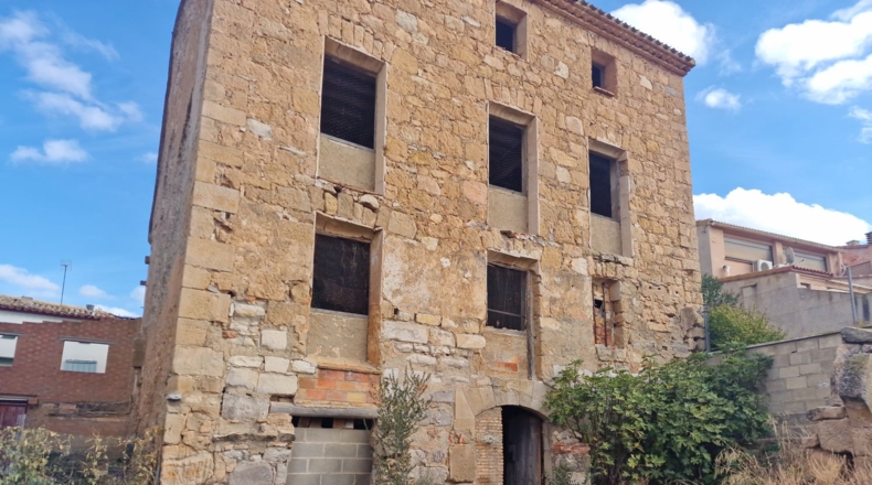Lérida - Sarroca de Lleida - 868m2