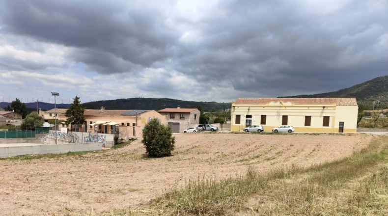 Barcelona - Castellfollit del Boix - 60000m2