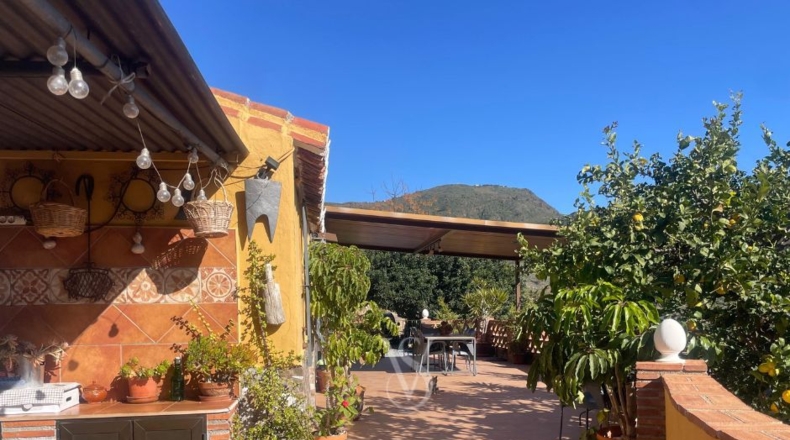 Granada - Almuñécar - 13800m2