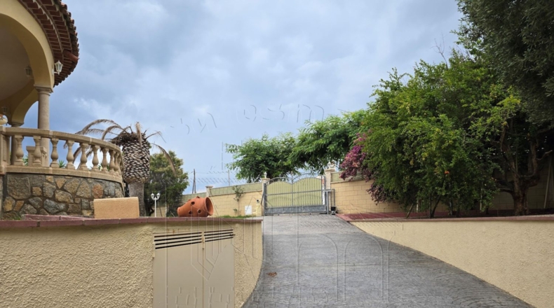 Tarragona - Mont-roig del Camp - 1681m2