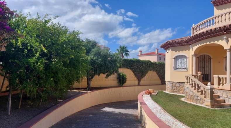 Tarragona - Mont-roig del Camp - 1681m2