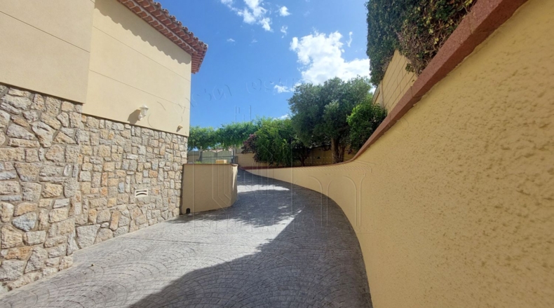 Tarragona - Mont-roig del Camp - 1681m2