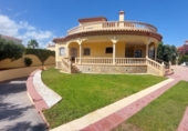 Xalet independent amb terreny en venda a Mont-roig del Camp ref.: TR307033 foto