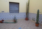 Chalet independiente con terreno en venta en Morón de la Frontera ref: TR204352 foto