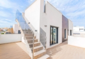Chalet independiente con terreno en venta en la España, Torrevieja, ref: TR186384 foto