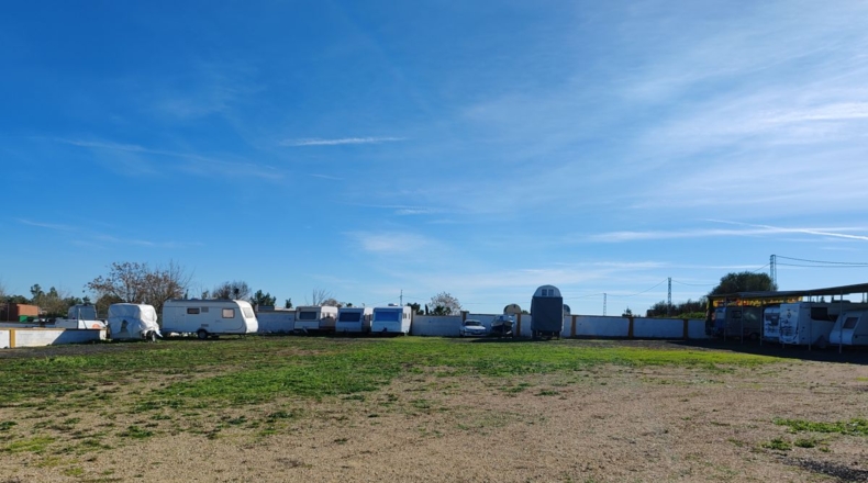 Севилья - Coria del Río - 6000m2