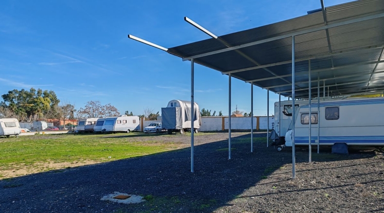 Севилья - Coria del Río - 6000m2