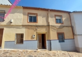 Casa de poble en venda a Santisteban del Puerto ref.: TR190746 foto