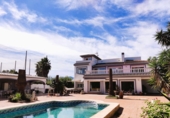 Chalet independiente con terreno en venta en Oliva ref: TR185755 foto