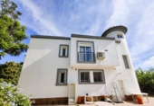 Chalet independiente con terreno en venta en Oliva ref: TR185755 foto