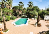 Chalet independiente con terreno en venta en Oliva ref: TR185755 foto