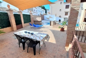 Oliva 300&nbsp;m² 