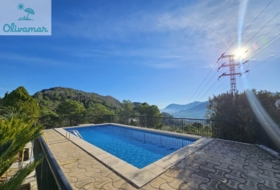 Oliva 900&nbsp;m² 
