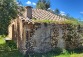 Земельный участок на продажу в городе Tortosa. Фото