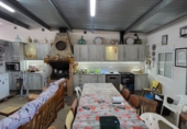 Дом с участком на продажу в городе Tortosa. Фото