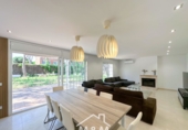 Chalet independiente con terreno en alquiler en Gavà ref: TR233569 foto