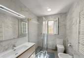 Chalet independiente con terreno en alquiler en Gavà ref: TR233569 foto
