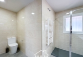 Chalet independiente con terreno en alquiler en Gavà ref: TR233569 foto
