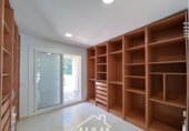 Chalet independiente con terreno en alquiler en Gavà ref: TR233569 foto