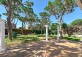Chalet independiente con terreno en alquiler en Gavà ref: TR233569 foto