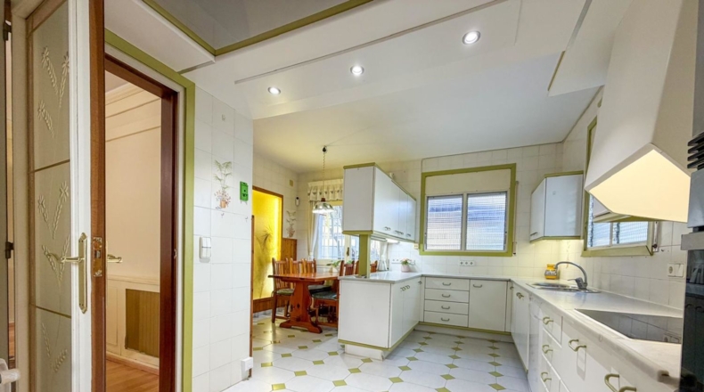 Gerona - Lloret de Mar - 847m2