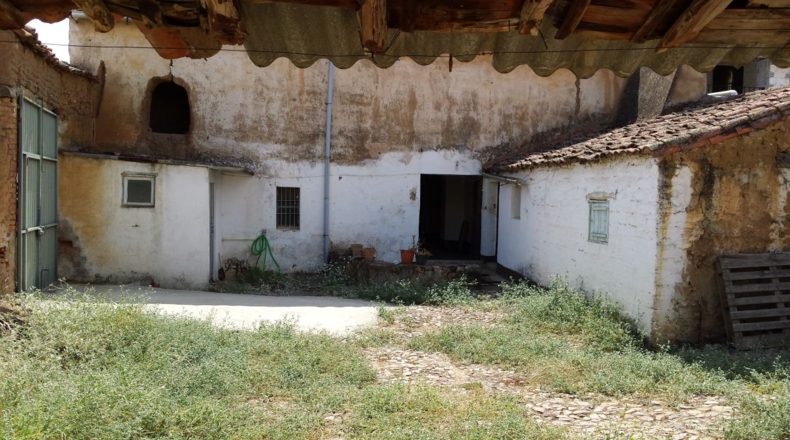 Badajoz - Navalvillar de Pela - 466m2