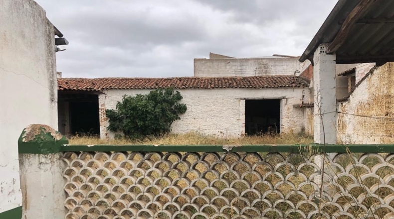 Badajoz - Navalvillar de Pela - 617m2