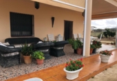 Chalet independiente con terreno en venta en Navalvillar de Pela ref: TR253701 foto