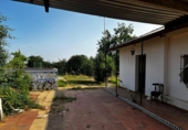 Chalet independiente con terreno en venta en Navalvillar de Pela ref: TR234718 foto