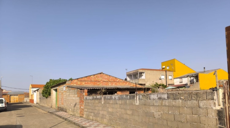 Badajoz - Casas de Don Pedro - 487m2