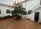 Casa de pueblo en venta en la España, Navalvillar de Pela, ref: TR355242 foto