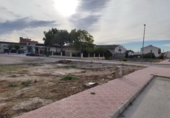 Городская земля под застройку на продажу у города Ceutí. Фото