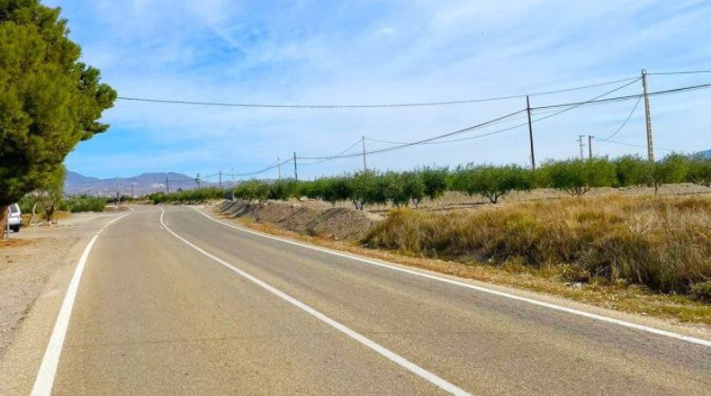 Almería - Уэркаль-Овера - 1718m2