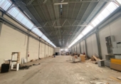 Промышленное здание на продажу в городе Мурсия. Фото