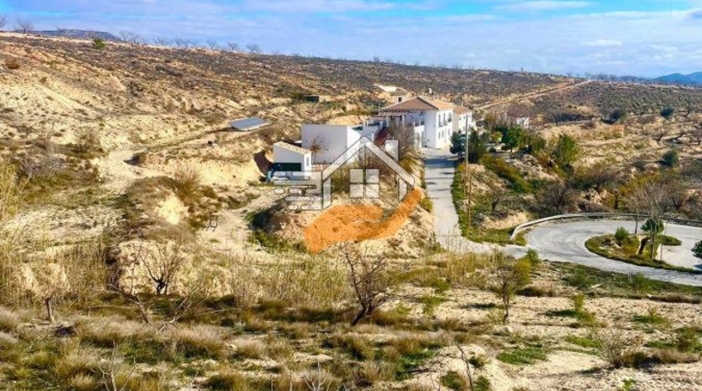 Almería - Vélez-Blanco - 3000m2