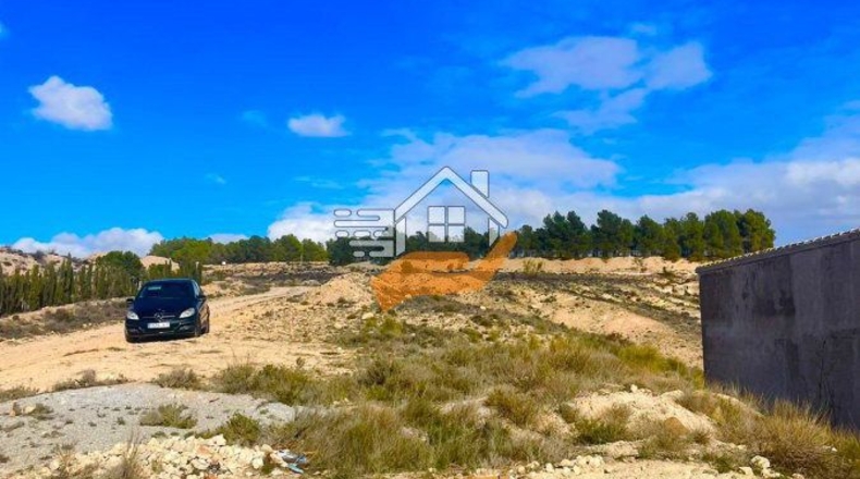 Almería - Vélez-Blanco - 3000m2