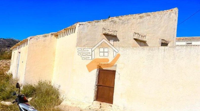 Almería - Велес-Бланко - 25000m2